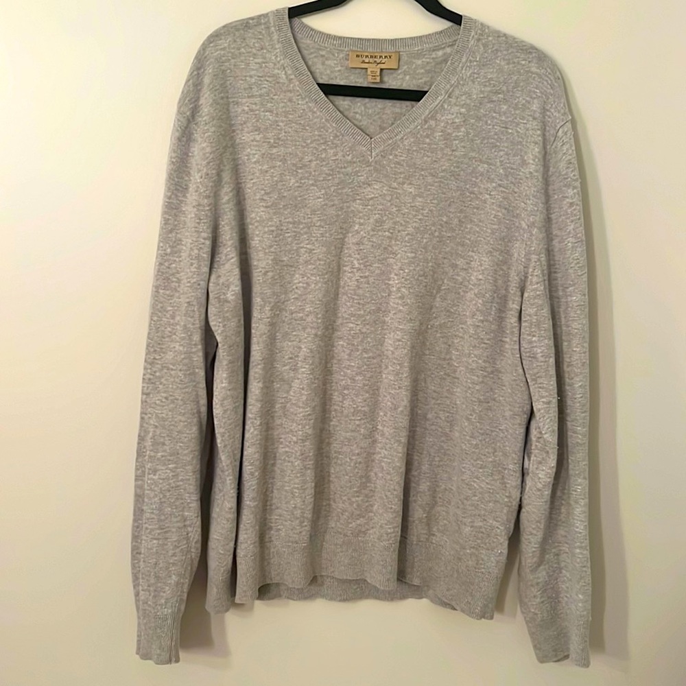 Men’s Burberry London v neck sweater